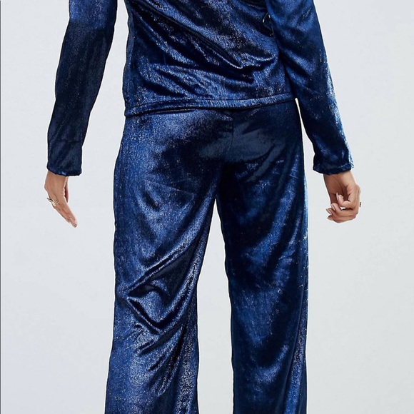 Metallic Suit Blazer - Picture 3 of 3